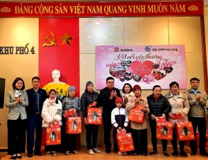 Các cấp Hội liên hiệp phụ nữ tổ chức hoạt động chăm lo Tết cho hội viên có hoàn cảnh khó khăn trên địa bàn phường Hà Khẩu