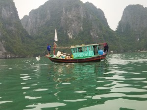 Quyết tâm gìn giữ môi trường di sản Vịnh Hạ Long